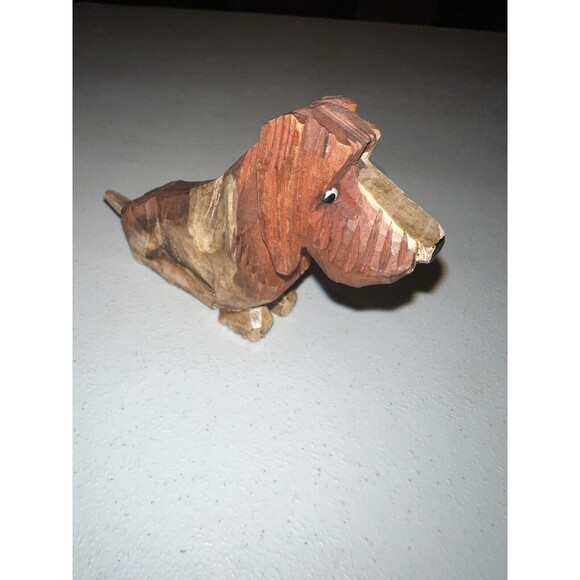 Basset Hound DOG FIGURINE Hand Carved Wooden Shelf Sitter folk Art collectible - Picture 5 of 10